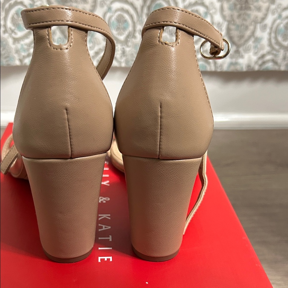 Kelly & Katie Hailee Beige Ankle-Strap Block Heel Sandals - Picture 7 of 9